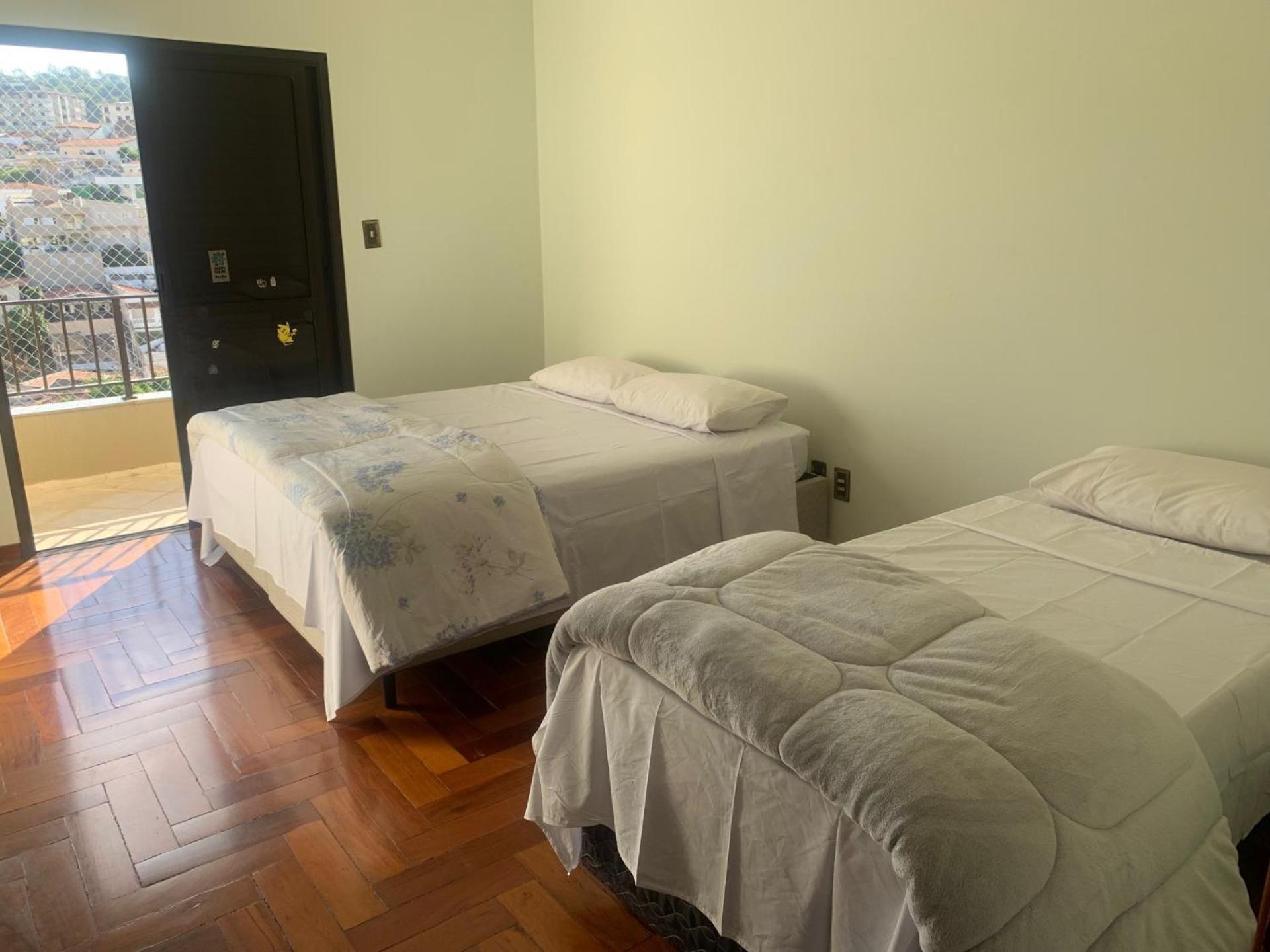 Апартаменти Apartamento Centro Серра-Негра Екстер'єр фото